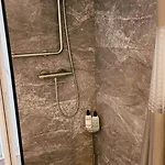 Your A Royalty - Equal Design By Joyjoyjoy - Floor And Views - Creating For The Poor 3* אמסטרדם