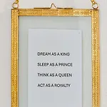 Your A Royalty - Equal Design By Joyjoyjoy - Floor And Views - Creating For The Poor 3* Amsterdam