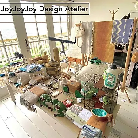 Your A Royalty - Equal Design By Joyjoyjoy - Floor And Views - Creating For The Poor 3* Ámsterdam