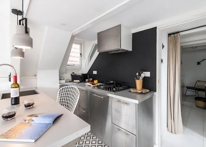 Your A Royalty - Equal Design By Joyjoyjoy - Floor And Views - Creating For The Poor Amsterdam