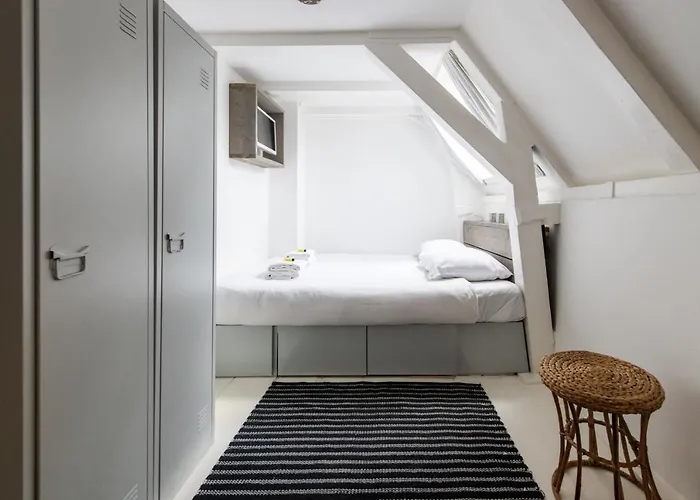 Your A Royalty - Equal Design By Joyjoyjoy - Floor And Views - Creating For The Poor Amsterdam