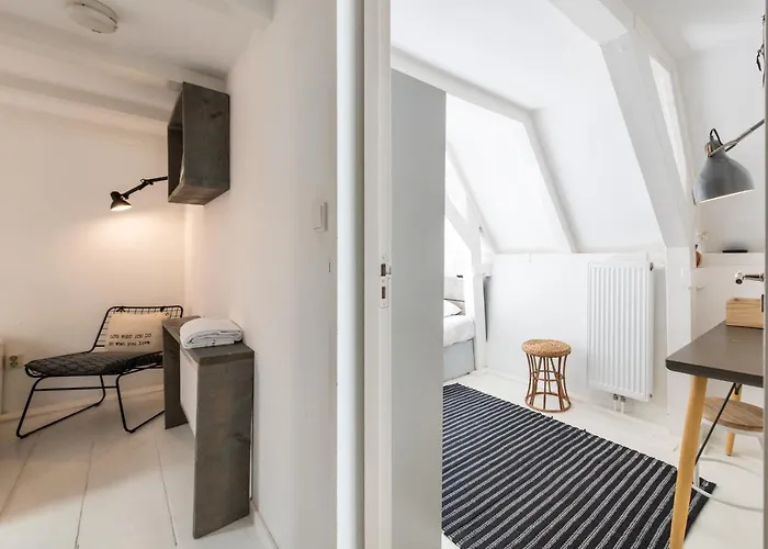 Your A Royalty - Equal Design By Joyjoyjoy - Floor And Views - Creating For The Poor Amsterdam