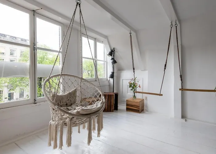 Your A Royalty - Equal Design By Joyjoyjoy - Floor And Views - Creating For The Poor Gæstehus 3*