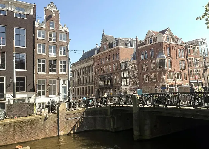 Gæstehus Your A Royalty - Equal Design By Joyjoyjoy - Floor And Views - Creating For The Poor