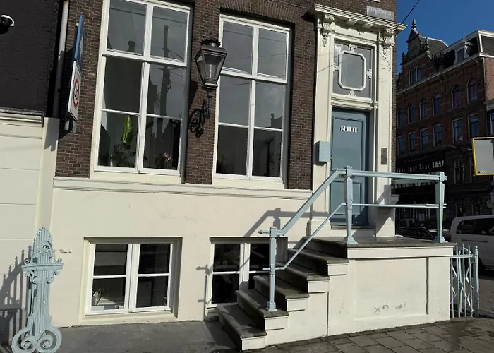 Gæstehus Your A Royalty - Equal Design By Joyjoyjoy - Floor And Views - Creating For The Poor